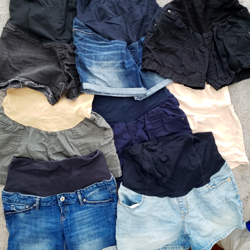 Maternity shorts bundle